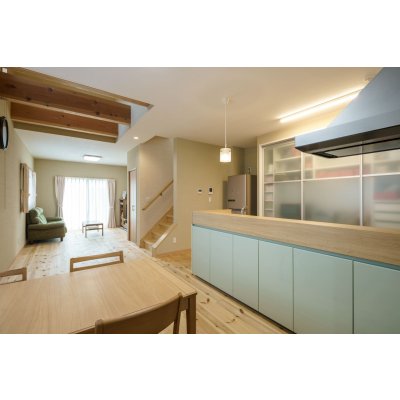 さりげなく目が行き届く・・・が演出されています。