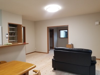 孫も気持ち良い、無垢材の床