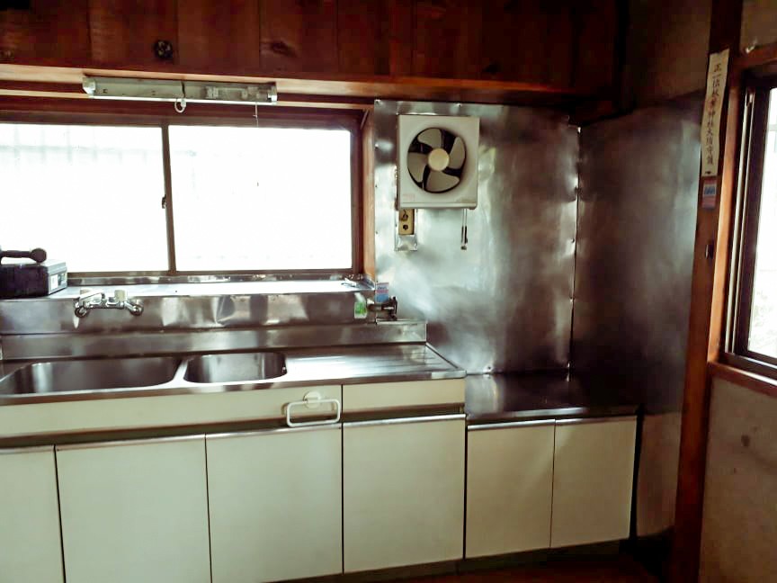 このキッチンをリフォームしたいの！